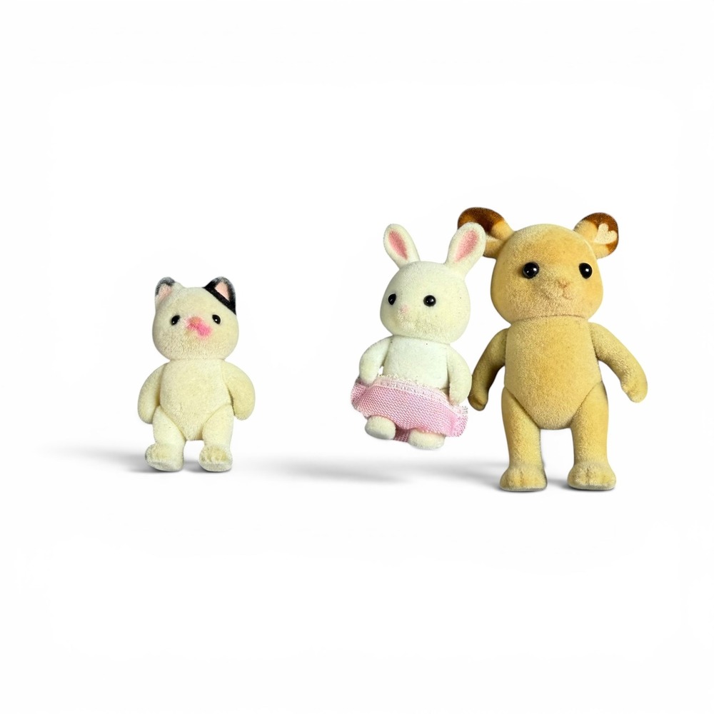 Calico Critters Sylvanian Families Lot 7 Figures Rabbit Mouse Red Panda - Picture 4 of 5